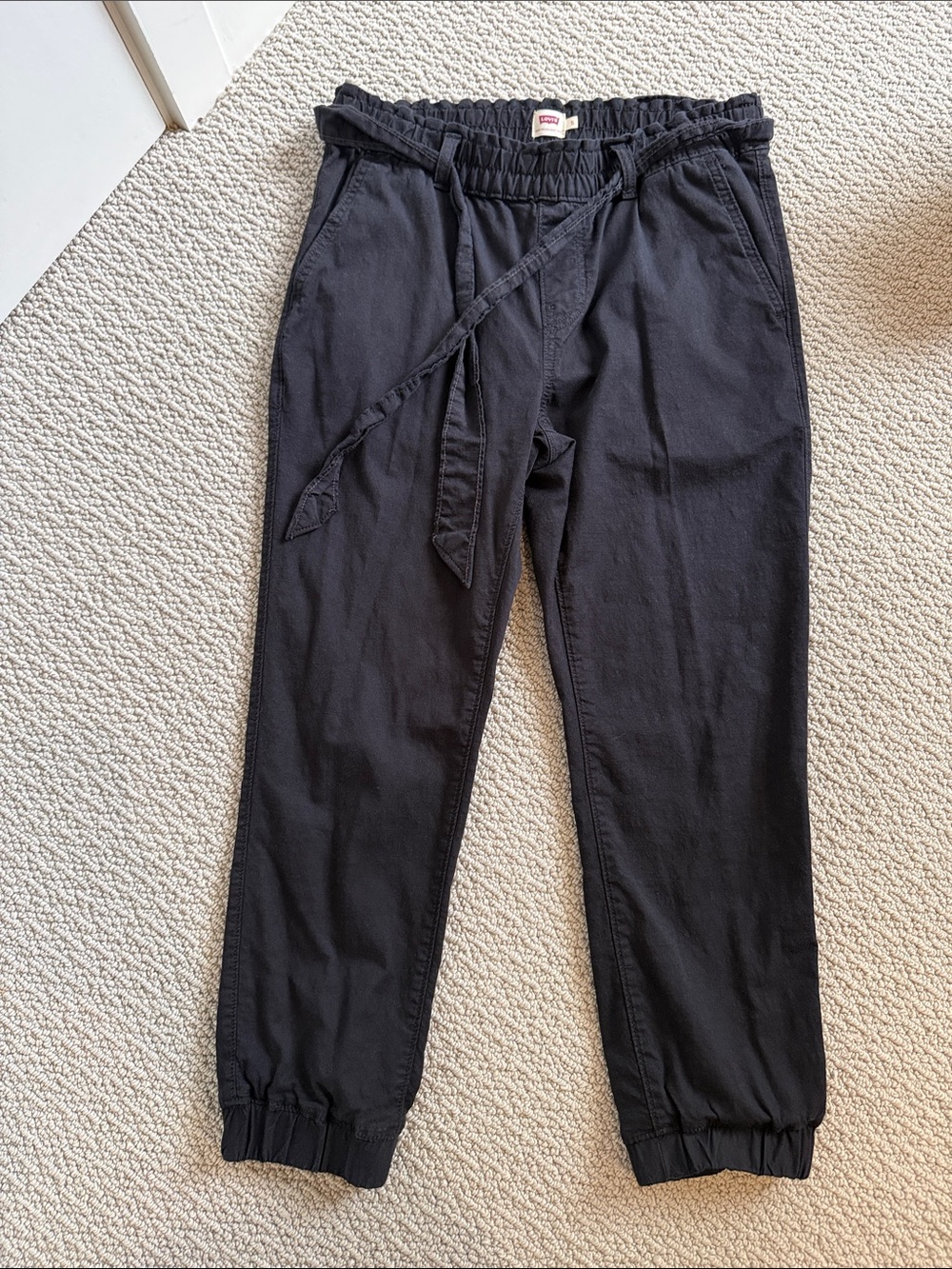 Levi Black Cropped Jogger Pants